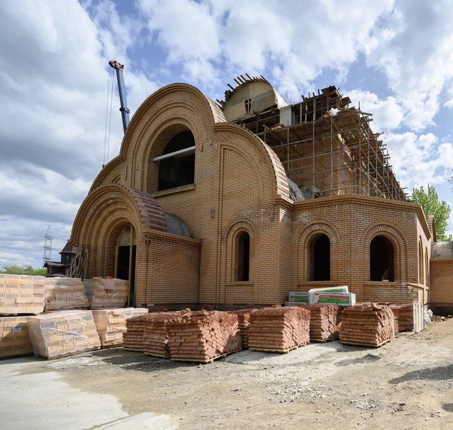 фото стройки храма